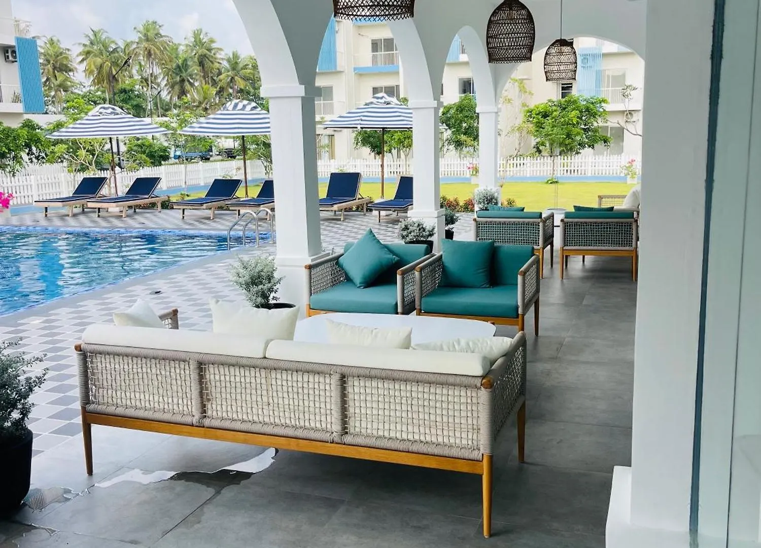 Sun Sky Negombo Serviced Apartment Aparthotel